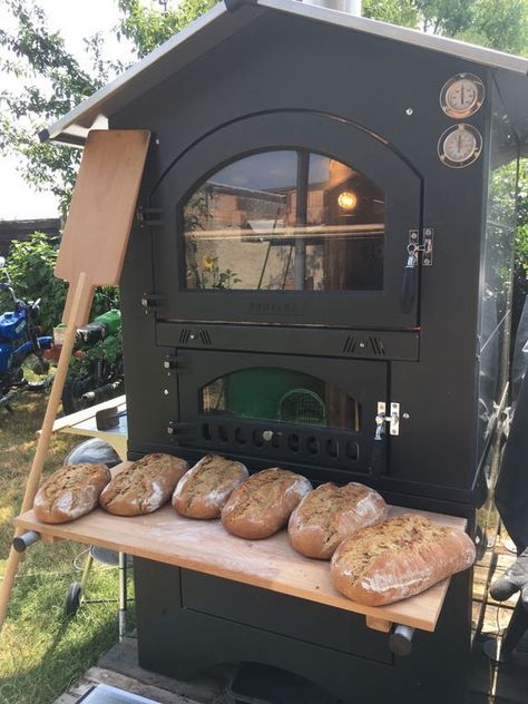 Masonry Oven, Homemade Smoker, Art In The Park, Wood Oven, Pizza Oven Outdoor, Bbq Kitchen, Kitchen Furniture Design, Outdoor Grill, Pizza Oven