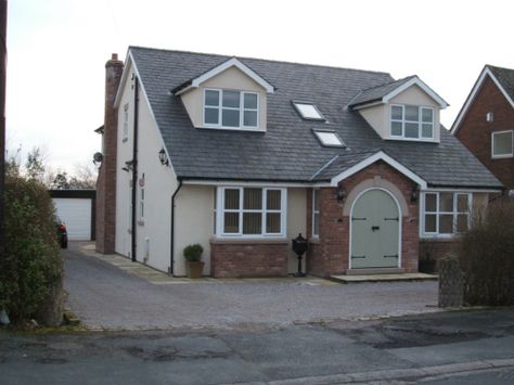 Conversion of 2 bedroom detached bungalow | Davis Design Bungalow Loft Conversion, Bungalow Porch, Bungalow Extension, House Facade Ideas, Bungalow Conversion, Honeysuckle Cottage, Loft Renovation, Dormer Bungalow, Bungalow Extensions