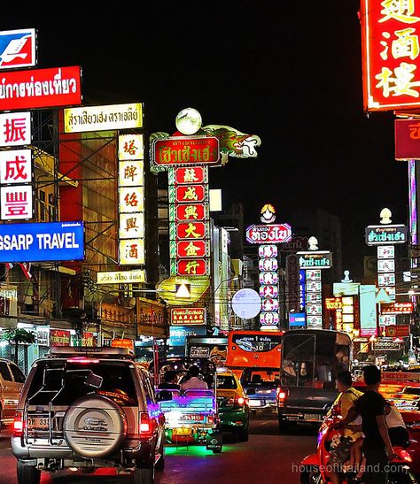 China Town, Bangkok China Town Bangkok Night, Bangkok China Town, China Town Bangkok, Digital Spiderman, Street Food Thailand, Thailand Shopping, Thailand Tourist, Thailand Destinations, Perspective Drawing Architecture