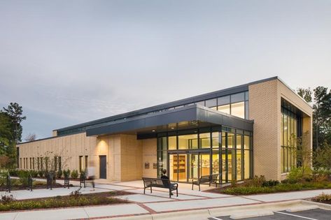 Morrisville Community Library - Architectural Photography - Sterling E Stevens Design Photo Library Design Exterior, Modern Library Architecture, Library Exterior Design, Library Architecture Exterior, Library Entrance, Community Library, Building Elevation, Library Architecture, Modern Library