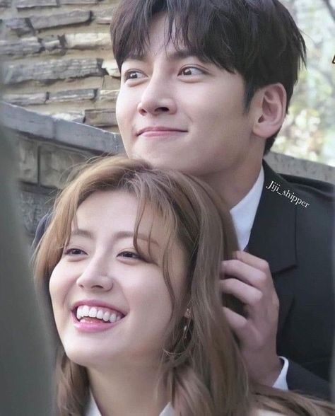 Suspicious Partner Kdrama, Suspicious Partner, Asian Film, Japanese Movies, Celebrity Wallpapers, Chang Wook, Black Pink Songs, Ji Chang Wook, Korean Actresses