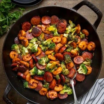 Hasselback Kielbasa, Chicken Sausage And Broccoli, Kielbasa Bites, Sausage And Broccoli, Honey Garlic Pork, Honey Garlic Shrimp, Pork Sausage Recipes, Kielbasa Recipes, Shrimp Sausage