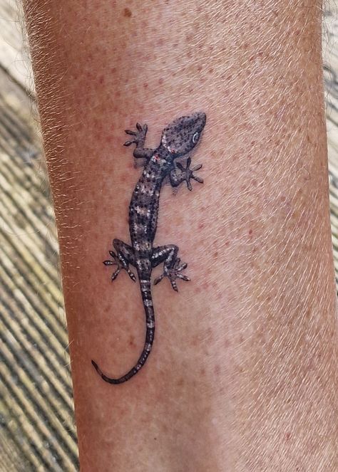 Crested Gecko Tattoo, Gecko Tattoo, Cowgirl Tattoos, Crested Gecko, Leopard Gecko, Gecko, Tatting, Tattoos, Quick Saves