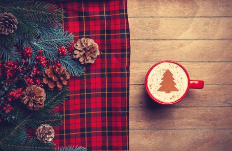 Scottish Christmas Traditions: Past and Present Scottish Christmas Food, Scottish Scran, Christmas Dinner Menu Ideas, Christmas In Scotland, Full Scottish Breakfast, Clootie Dumpling, Whisky Sauce, Scottish Christmas, Scottish Breakfast