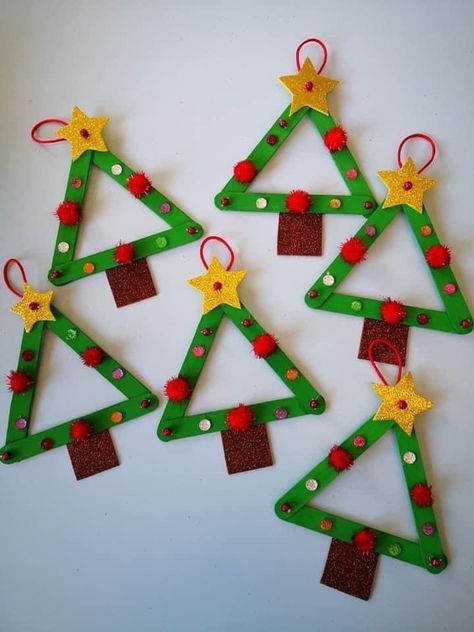 Christmas Tree With Popsicle Sticks, Preschool Christmas Crafts Easy, Stick Christmas Tree, Christmas Crafts For Toddlers, Preschool Christmas Crafts, Christmas Crafts For Kids To Make, Kids Christmas Ornaments, Christmas Arts And Crafts, Christmas Tree Crafts