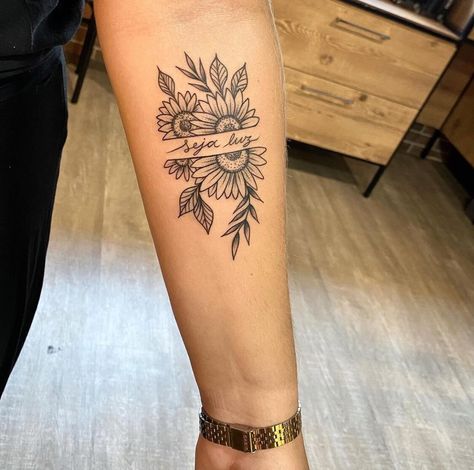 Sunflower Name Tattoo, Sunflowers Tattoo, Sunflower Names, African Tattoo, Sunflower Tattoos, Tattoo Ideas For Women, Sunflower Tattoo, Name Tattoo, Name Tattoos