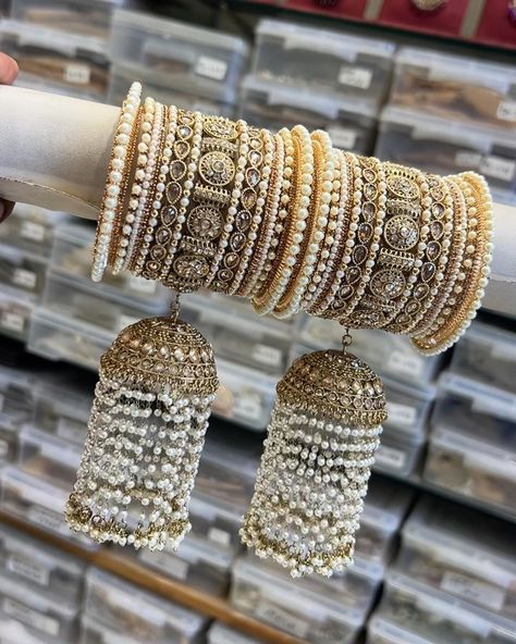 Swipe for all New bridal bangles designs ❤️😍 Available in 2.4 to 2.10 size 🌸 . #latkanbangles #choodabangles #americandiamondbangles #bangleset #punjabichura #punjabichooda #chooda #choodalovers #trendingbangles #jhumarbangles #jhumkabangles #polkibangles #onlinebangles #onlinebanglestore #customisedbangles Chooda Designs, Colourful Bangles, Divya Drishti, Bridal Anklet, Thread Bangles Design, Beautiful Bangles, Colorful Bangles, Indian Wedding Jewelry Sets, Bridal Hair Buns