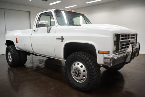 1983 Chevrolet C-10 Dually 4x4 Square Body Dually, C30 Dually, Chevy Dually, Custom Vehicles, Welding Rigs, Pickup Truck Accessories, Chevy Diesel Trucks, Truck Flatbeds, Dually Trucks