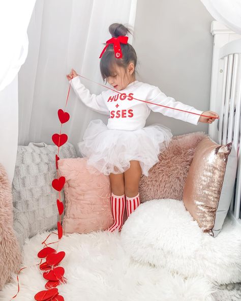 Mother And Daughter Valentines Photoshoot, Valentine Pics For Kids, Toddler Vday Photos, Valentine’s Day Mommy And Me Shoot, Mommy And Me Valentines Photo Shoot, Valentine's Photoshoot Kids, Toddler Valentine Photo Shoot, Toddler Valentine’s Day Photo Shoot, Valentine Kids Photoshoot Ideas