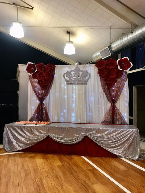 15 Años backdrop. By mercy Quince Backdrop Ideas Red, Burgundy Sweet 16 Decorations, Red And Silver Quinceanera Theme, Maroon Sweet 16 Theme, Red And Silver Sweet 16, Red Quinceanera Ideas Decor Head Tables, Red Backdrop Ideas, Red And Silver Quince, Red And Silver Quinceanera Ideas