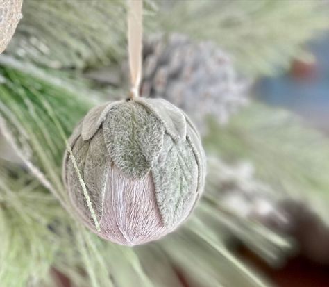 Fresh lambs ear will dry in place retaining its soft fuzzy texture and gorgeous color. They make the sweetest ornaments. Quick and easy. They're pretty much free when you use an old dated ornament for the base and a few glue sticks. These will have you planting more Lambs Ear come Spring! Christmas Buffet Table, Gold Christmas Stockings, Christmas Cookie Party, Traditional Wreath, Fuzzy Texture, Lambs Ear Wreath, Small Christmas Trees, Lambs Ear, Glue Sticks