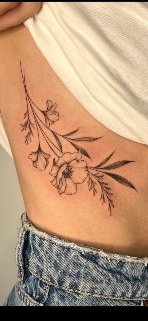 Tatoos Woman Rib Cage, Symmetric Rib Tattoo, Okra Flower Tattoo, Floral Side Rib Tattoo, Nature Rib Tattoo, Flower Tattoos On Side Rib Cage, Flower Ribcage Tattoo, Leaf Rib Tattoo, Ribcage Flower Tattoo