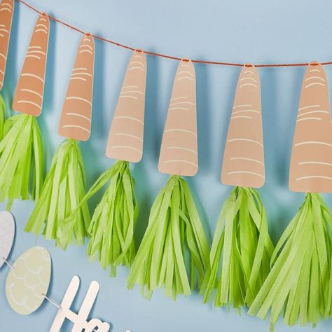 This is the perfect addition to any peter rabbit party!! What is it you think of when you think of peter rabbit? Carrots and radishes. Well with this bunting the carrots are covered. #peterrabbit #peterrabbitparty #carrotgarland #easter #easterparty #ad Cactus Party Decor, Egg Hunt Party, Peter Rabbit Birthday, Peter Rabbit Party, Easter Backdrops, Party Girlande, Orange Party, Bunny Baby Shower, Bunny Party