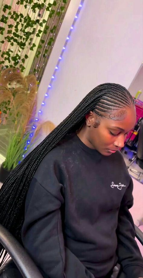 Fulani Braids long black Fulani Braids Hairstyles, Braids Long, Box Braid Hair, Braided Hairstyles For Black Women Cornrows, Y2k Hairstyles, Protective Hairstyles For Natural Hair, Box Braids Hairstyles For Black Women, Loose Braids, Quick Braided Hairstyles