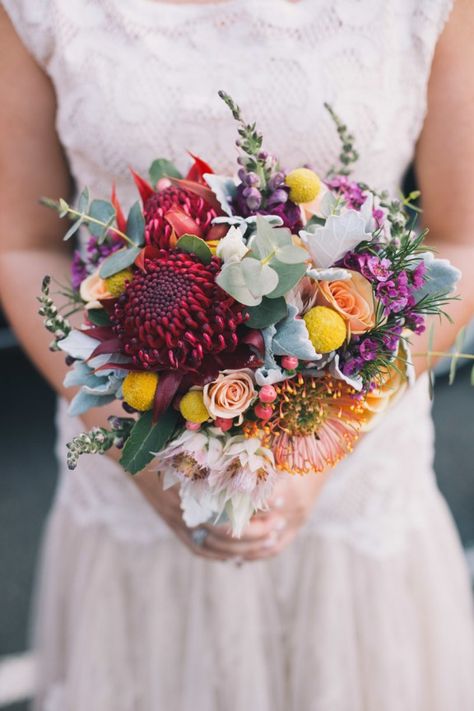 Australian Bouquet, Wedding Bridesmaid Bouquets, Bouquet Champetre, Country Garden Weddings, Billy Buttons, Australian Flowers, Australian Native Flowers, Australian Native, Wedding Flower Arrangements