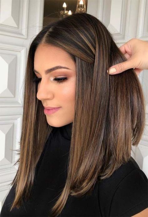 30+ Stunning Medium Length Hair Styles For Summer! Rich Brown Hair Color, Bob Lung, Rich Brown Hair, Brown Hair Color Shades, Gorgeous Hair Color, Long Bob Haircuts, Hair Color Shades, Brown Hair Balayage, Long Brown Hair