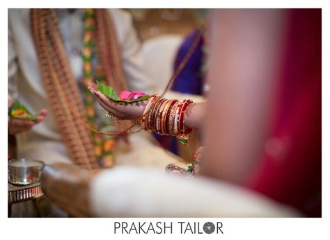 Hasta Melap - "The joining of hands" Bangles, Weddings