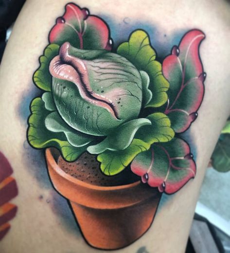 Venus Flytrap Tattoo, Little Shop Of Horrors Audrey, Small Feather Tattoo, Avatar Tattoo, Horror Movie Tattoos, Venus Flytrap, Movie Tattoos, Henna Body Art, Crow Tattoo