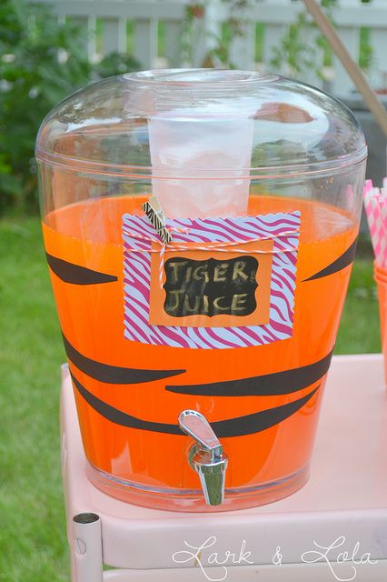 DSC_0666 | Flickr - Photo Sharing! Tigger 2nd Birthday, Safari Drink Ideas, Jungle Juice Container Party Ideas, Clemson Birthday Party Ideas, Tiger Who Came To Tea Party Ideas, Tigger Party Ideas, Tiger Tea Party, Bengals Party Ideas, Tigger Birthday Party Ideas