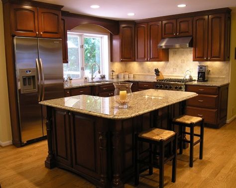 Kitchen L Shaped Islands Design, Pictures, Remodel, Decor and Ideas L Shaped Kitchen Designs, L Shaped Island, Kitchen Layouts With Island, Kitchen Design With Island, L Shaped Kitchen, Kitchen Designs Layout, Classic Kitchen, Kitchen Island Design, Dark Cabinets