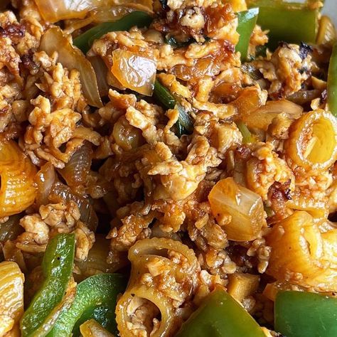 Tiffany Bach on Instagram: "Holiday Party Recipe Ideas - Part 3: Vietnamese-inspired Stir Fried Macaroni with Shredded Tofu

The beauty of macaroni is that it can be used for so many different types of dishes from the classic mac and cheese to pasta salad to a stir fry. It’s a versatile pasta that can be adapted to any cultural flavors.

If your body can’t handle cheese like me, I’d recommend trying out this vegan stir-fry recipe that is also great to serve at parties and gatherings.

Link to the recipe in my bio or on my website at www.tifflovestofu.com

#macaroni #vietnamesefood #plantbaseddiet" Party Recipe Ideas, Shredded Tofu, Fried Macaroni, Vegan Stir Fry, Classic Mac And Cheese, Holiday Party Foods, Stir Fry Recipes, Vietnamese Recipes, Plant Based Diet