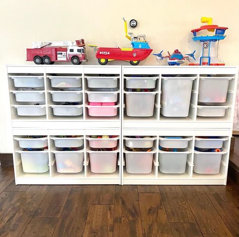 Ikea Trofast Toy Storage, Ikea Trofast Stacked, Childrens Playroom Ideas, Playroom Organization Storage, Tiny Playroom, Trofast Playroom, Small Playroom Organization, Play Loft, Lego Table With Storage