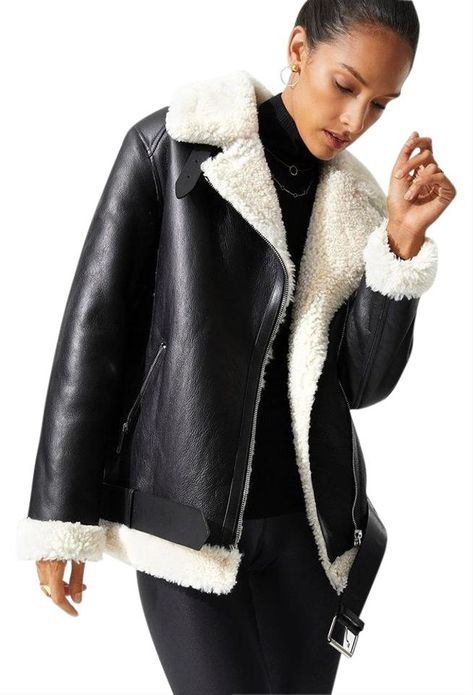 Aviator Jacket, Pre Black Friday, Aviator Jackets, Velvet Jacket, Long Black Dress, Shearling Coat, Komplette Outfits, Shearling Jacket, Women's Coats & Jackets