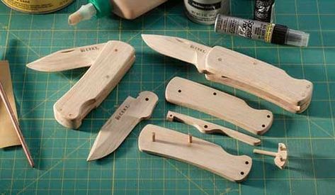 Wooden Pocket Knife, Messer Diy, Woodworking Tools For Sale, Used Woodworking Tools, Woodworking Kits, Wooden Knife, Wooden Toys Plans, Wood Knife, Woodworking Books