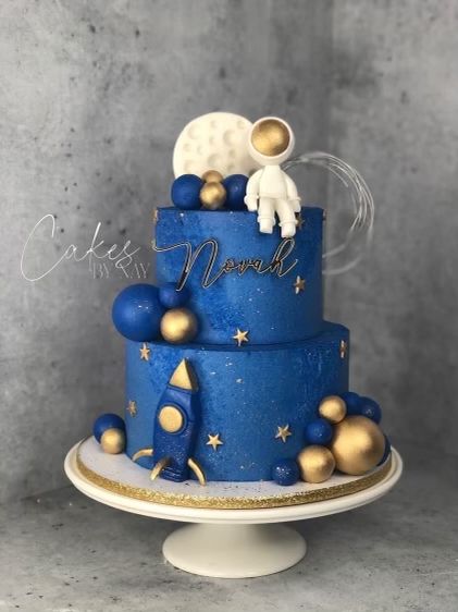 Rocket Party Decorations, Astronaut Baby Shower Cake, Space Baby Shower Cake, Houston We Have A Boy Baby Shower Decor, Space Gender Reveal, Galaxy Baby Shower Ideas, Space Theme Baby Shower Ideas, Space Baby Shower Theme, Astronaut Baby Shower Ideas