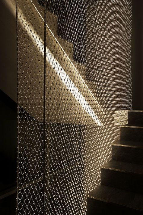 Fabric Store Design, Mesh Lighting, Renovation Architecture, Retail Lighting, Steel Curtain, Stairway Design, Staircase Railings, Lighting Concepts, Mesh Screen