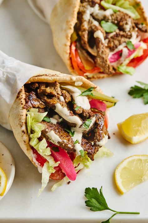 Beef Shawarma Wrap, Shawarma Sandwich, Shawarma Ingredients, Shawarma Wrap, Beef Shawarma, Shawarma Seasoning, Döner Kebab, Shawarma Spices, Beef Wraps