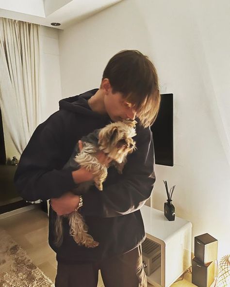 Ronald Kurzawa on Instagram: "woof" Ronaldomg Sis Vs Bro Now, Ronald Kurzawa Glow Up, Ronald Kurzawa Instagram, Ronald Omg Now, Ronald Sis Vs Bro Glow Up, Ronald Kurzawa, Sis Vs Bro, Nidal Wonder, Mason Ramsey