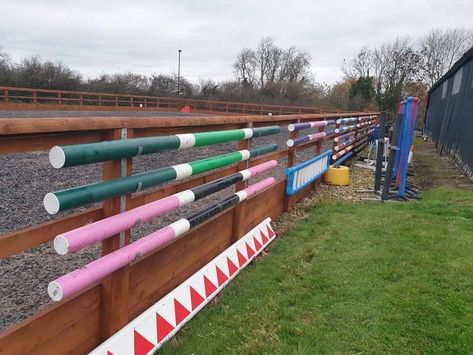 Horse Jump Pole Storage, Jump Pole Storage, Horse Jump Storage, Horse Jumps Diy Homemade, Outdoor Arena Horses, Horse Stall Ideas, Livery Yard, Olympic Horses, Eventing Cross Country