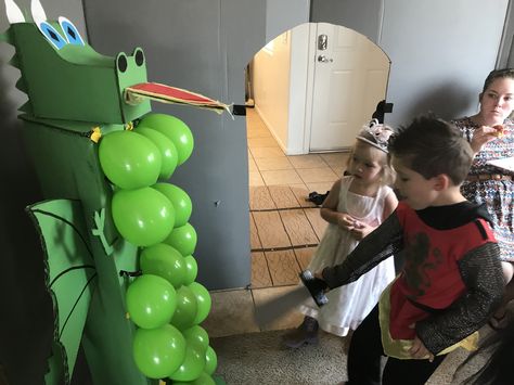 Dragon pinata! (Dragon entered the castle so the knights and princess killed him) Princesses And Knights Birthday Party, Knights And Princess Party, Knights And Princess, Dragon Pinata, Dnd Birthday, Medieval Birthday, Knight Birthday, Knight Birthday Party, Castle Birthday