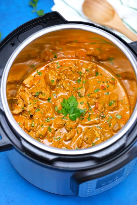 Instant Pot Chicken Tikka Masala [VIDEO] - Sweet and Savory Meals Healthy Butter Chicken Recipe, Butter Chicken Recipes, Chicken Breast Instant Pot Recipes, Instant Pot Butter Chicken, Indian Cauliflower, Pot Butter, Chicken Recipes Instant Pot, Pot Bread, Bread Recipe Video