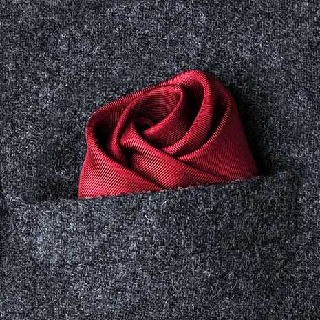 Handkerchief Folding, Pocket Square Folds, Tie A Necktie, Pocket Square Styles, Neck Tie Knots, Hipster Design, How To Fold, Men Style Tips, Pocket Squares