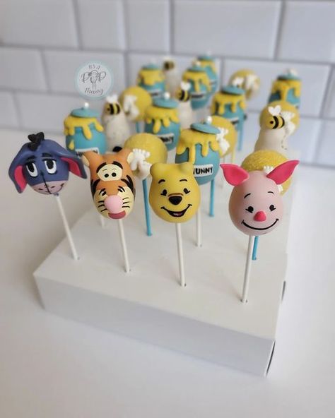 Winnie The Pooh Cakepops, Character Cake Pops, Winnie The Pooh Cake Pops, Piglet Cake, Gender Reveal Party Food, Cake Pop Displays, Pooh Cake, Cake Pop Designs, Winnie The Pooh Cake