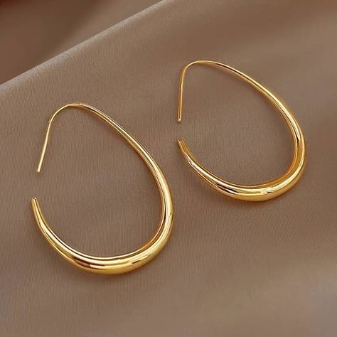 Glossy Minimalist Water Drop Design Hoop Earrings Copper 18k Gold Plated Jewelry Vintage Elegant Style For Women Daily Wear - Temu Sweden Water Drop Design, Elegante Y Chic, Drop Hoop Earrings, Thoughtful Gifts For Her, Versatile Jewelry, Drop Design, Alloy Earrings, Classic Gold, Vintage Elegant