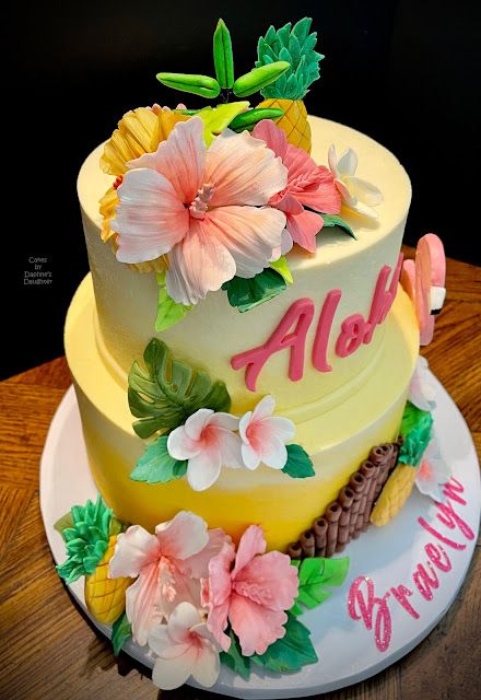 The Bake More: Tropical Luau Cake Tropical Themed Cake Ideas, Hawaiian Cake Ideas Luau Birthday, Tropical Themed Birthday Cake, Hawaiian Theme Cake Luau Birthday, Hawaian Cakes Ideas, Tiki Cake Ideas, Hawaii Cake Ideas, Hawaiian Cake Design, Tiki Birthday Cake