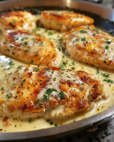 Juicy garlic Parmesan chicken in a creamy, rich sauce! Easy to make, full of flavor, and perfect for dinner. A comforting dish everyone will love! Garlic Parm Baked Chicken, Good To Cook For Dinner, Chicken In Creamy Garlic Sauce, Sunday Family Dinner Recipes, Parmesan Garlic Sauce Chicken, Buffalo Wild Wings Parmesan Chicken, Garlic Parmesan Chicken Bake, Baked Chicken With Sauce, Garlic Parmesan Chicken Recipes