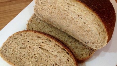 A crusty, flavorful loaf of New York-style rye bread needs time to rise and develop its rich taste. There's a secret ingredient you'll never guess. Jewish Rye Bread, Rye Bread Recipe, Rye Bread Recipes, Potato Flakes, Vegan Bread, Rye Bread, Whole Wheat Bread, Bread Machine Recipes, Thumbnail Image