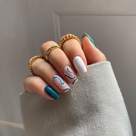 Simple Gel Nails, Summery Nails, Casual Nails, Cute Gel Nails, Thanksgiving Nails, White Nail, Short Acrylic Nails Designs, Nature Tattoos, Pretty Acrylic Nails