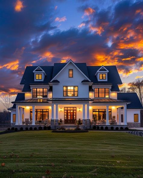 I think I’ve finally found my dream... - The Luxury Homes Two Story Country House, Farmhouse Build, Barn Houses, Dream Farmhouse, Couple Room, House Backyard, Dream Life House, Dream Beach Houses, Life Vision