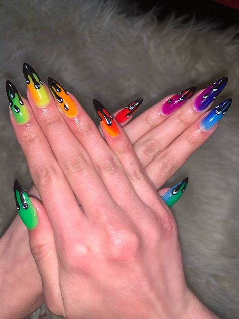 Rainbow drip ombré nails Rainbow Drip Nails, Ombre Rainbow Nails, Drippy Nails, Chrome Tips, Chrome Manicure, Rainbow Nails Design, Pink Chrome Nails, Nail Designs Pictures, Chrome Nail Art