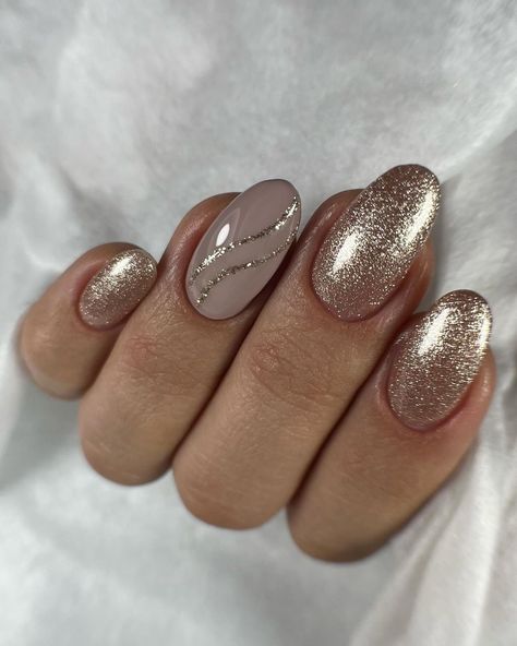 Light Fall Nail Colors: 25 Ideas for Gel, OPI, Dip, and More Dip Colors For Nails Fall, Dip Powder Nails Fall 2024, Light Fall Nail Colors, Fall Dipped Nails Ideas, Dip Nails Ideas, Gel Short Nails, Fall Dip Nails, Opi Shades, Gel Opi