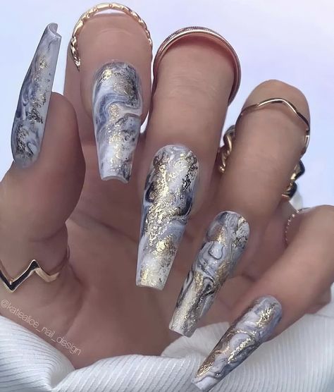 Nails Merry Christmas, Silver Nail Ideas, Silver Acrylic Nails, Prom Nails Silver, Silver Nail Designs, New Years Nail Designs, Silver Glitter Nails, Silver Nail, Nails 2022