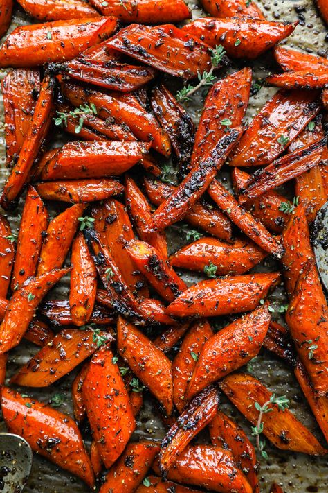 Honey Balsamic Roasted Carrots - Kalefornia Kravings Balsamic Roasted Carrots, Balsamic Glazed Carrots, Kalefornia Kravings, Carrots In Oven, Balsamic Carrots, Balsamic Carrots Roasted, Roasted Baby Carrots, Honey Carrots, Glazed Carrots Recipe