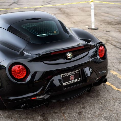 Wide load. #alfaromeo#4c#alfaromeo4c#supercarsunday#carshow#carporn#drivetastefully#nikon#d750 Ian Wood, Alfa 4c, Alfa Cars, Alfa Romeo 4c, Car Wheels Diy, Alfa Romeo 8c, Car Wheels Rims, Alfa Romeo Cars, Nikon D750