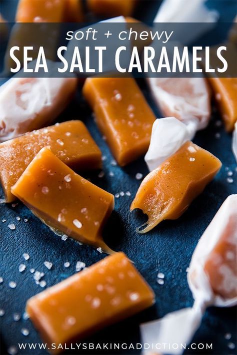 Super soft and chewy sea salt caramels loaded with delicious vanilla bean! Step by step recipe on sallysbakingaddiction.com Sea Salt Caramel Recipe, Soft Caramels Recipe, Homemade Caramel Candy, Salted Caramel Candy, Pumpkin Cookies Healthy, Salted Caramels, Xmas Baking, Homemade Truffles, Savory Pumpkin Recipes