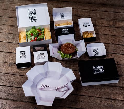 Trafiq - Club, Restaurant & Bar — The Dieline - Package Design Resource Burger Packaging, Beautiful Packaging Design, Cloud Kitchen, Food Box Packaging, Packaging Design Trends, Innovative Packaging, Food Truck Design, Restaurant Branding, Food Packaging Design